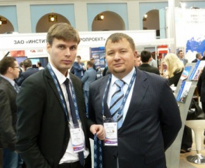 Д.В. Баканов и М.В. Кокорич на экспозиции Минтранса